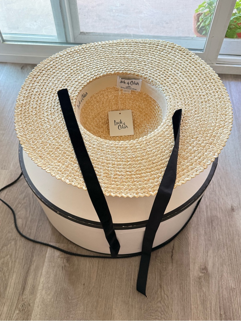 lack of color dolce straw ties oversized brim sun summer hat size large NEW RARE - Picture 5 of 6